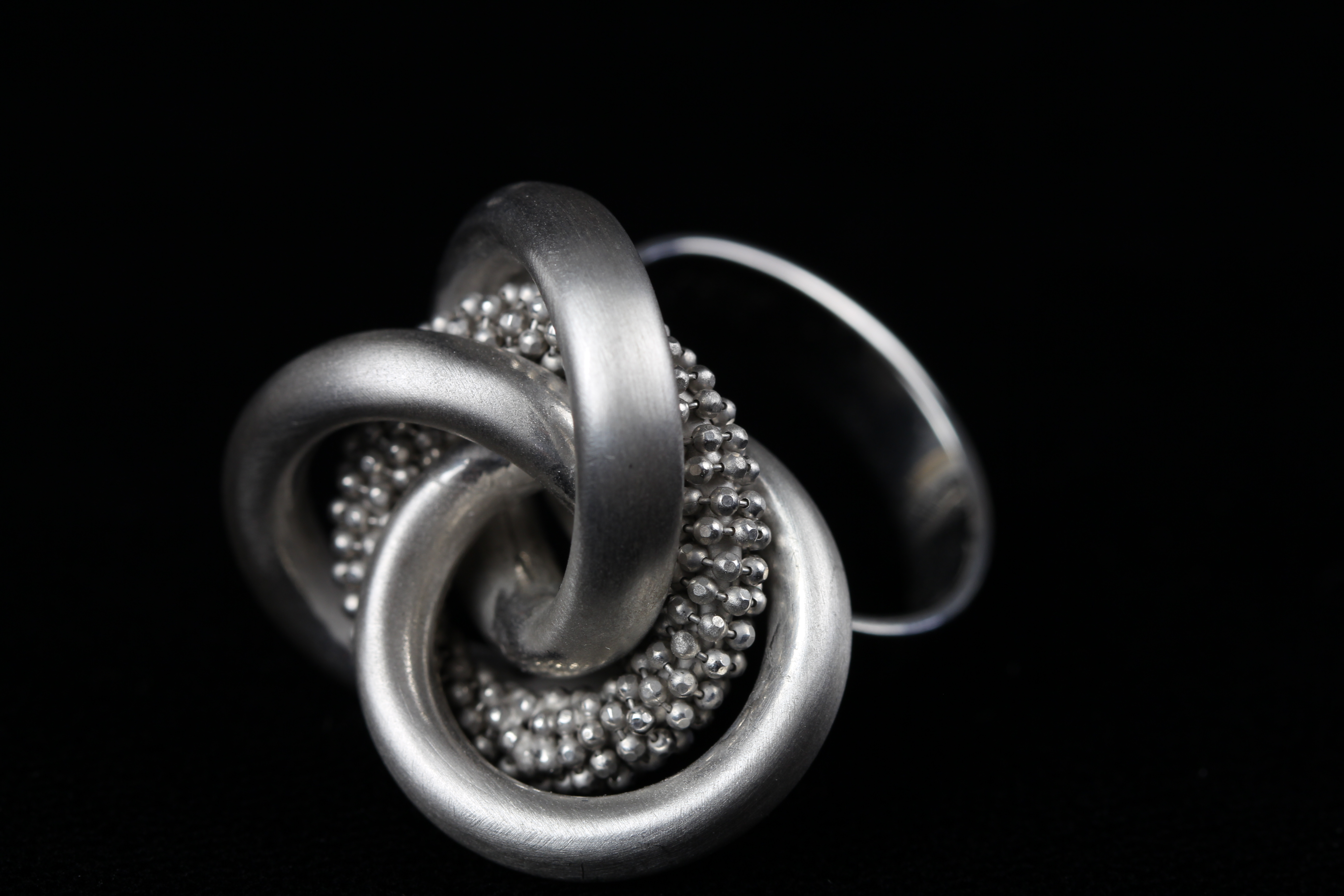 Zilveren knoopring, Grieks design