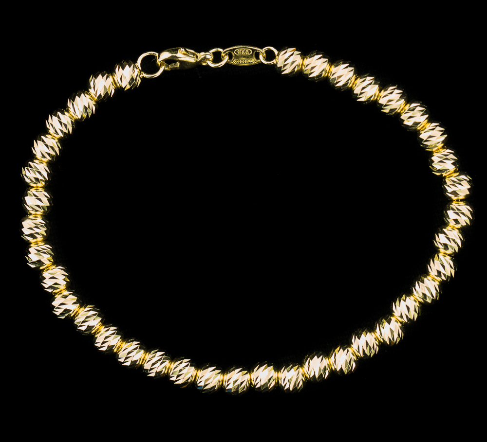 Gold plated Italian bracelet with 5 mm beads V5