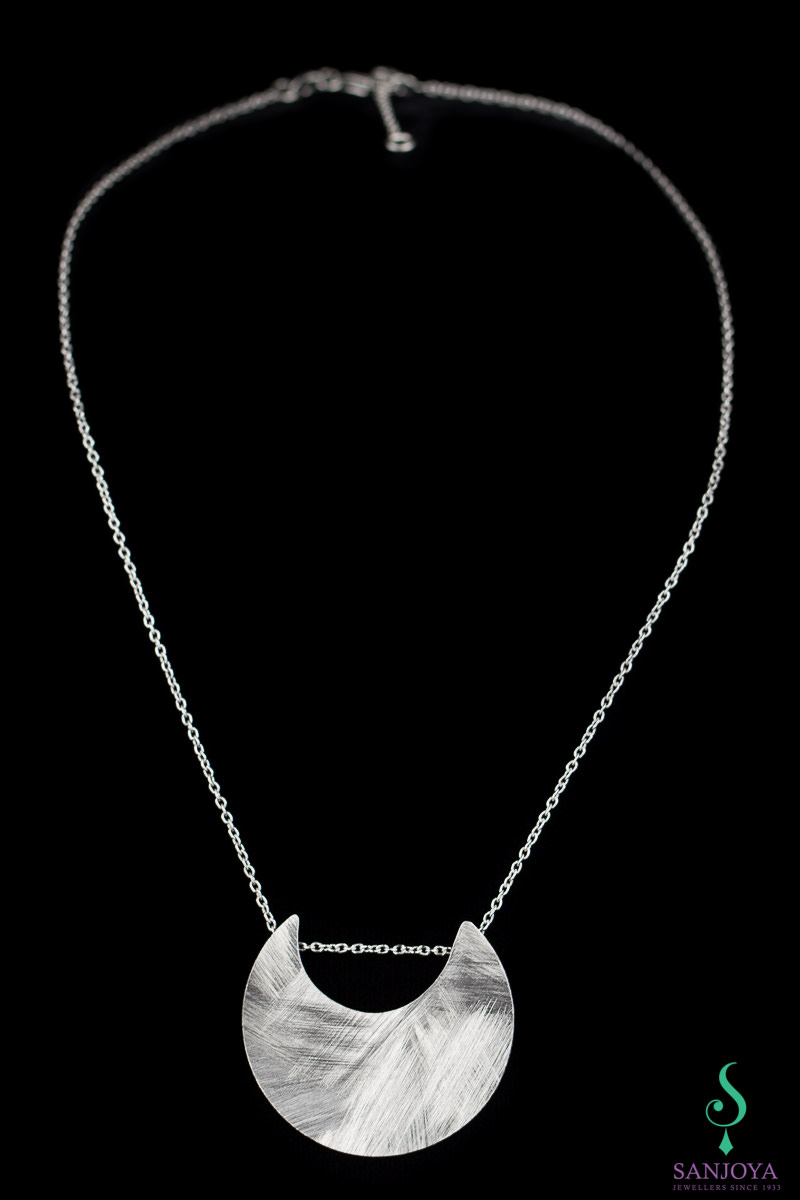 Silver crescent pendant with necklace