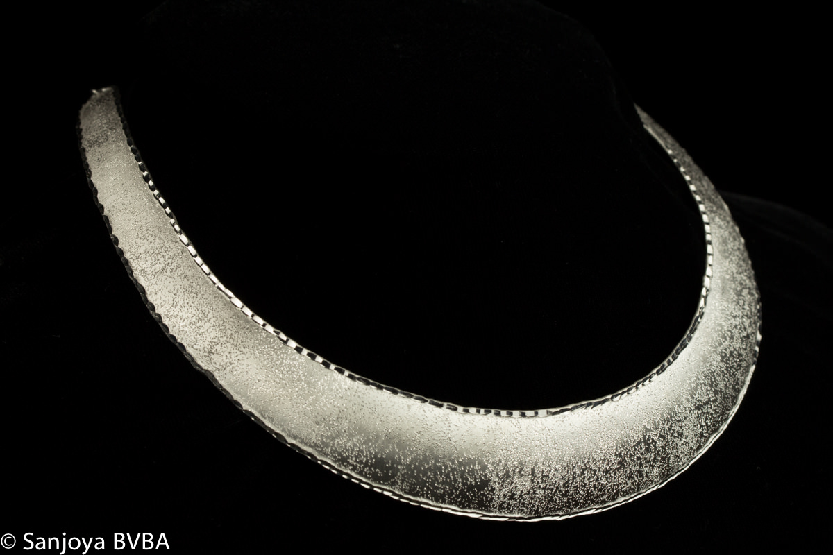 Matt silver necklace