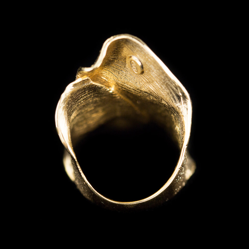 Golvende gouden ring met schitteringen,18kt