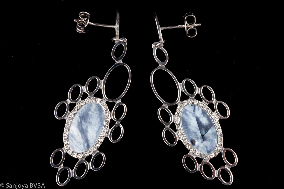 SC0714005 - Zilveren oorbellen blauwe parelmoer