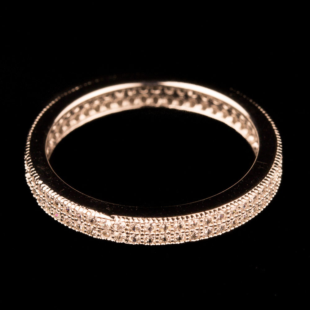Rose band ring with zirconia