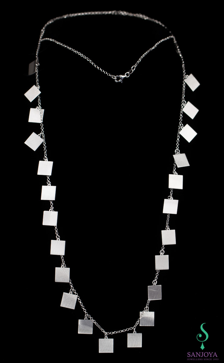 ES0217004 - Lange zilveren ketting met vierkantjes