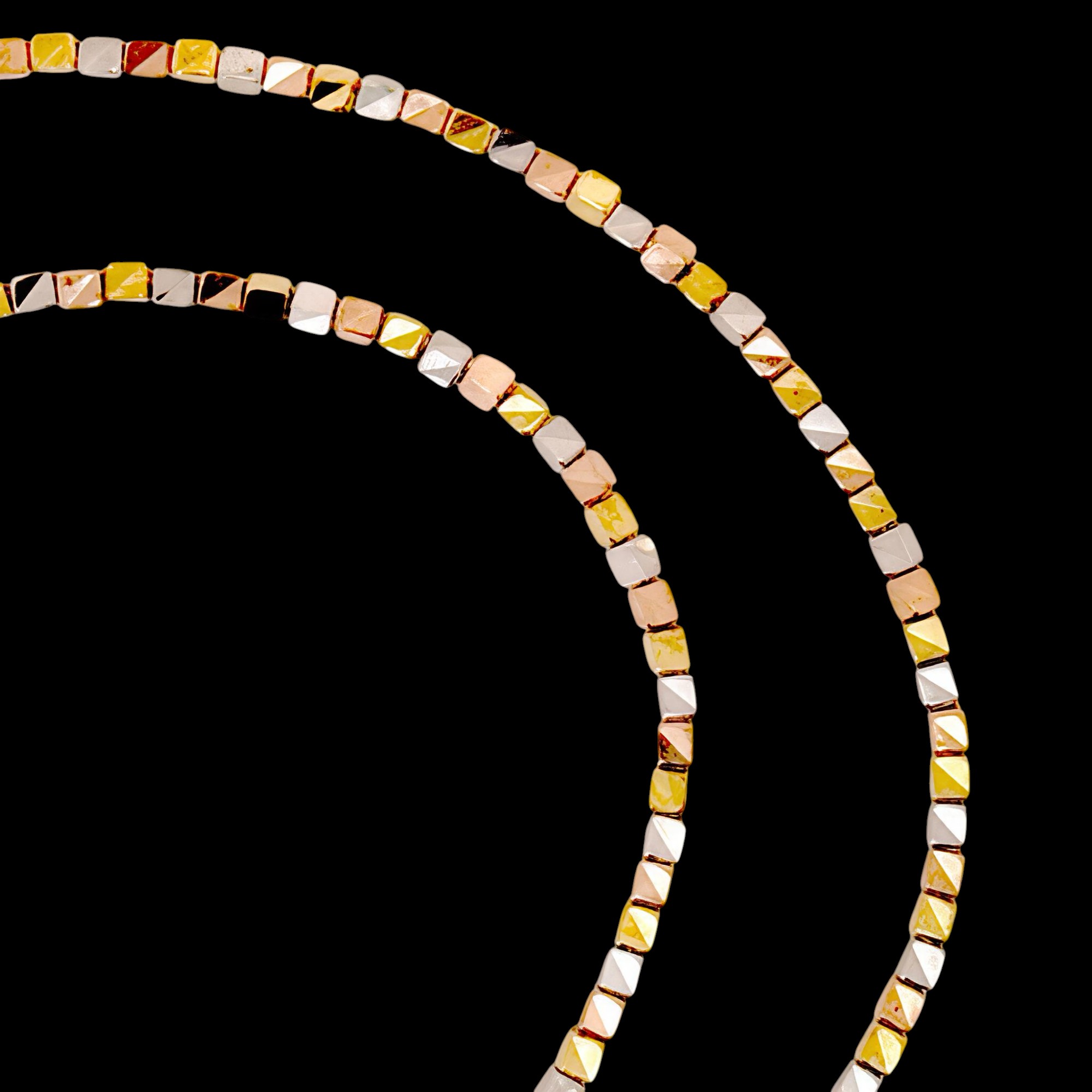 Chaîne tricolore, carrés de 3 mm avec détails