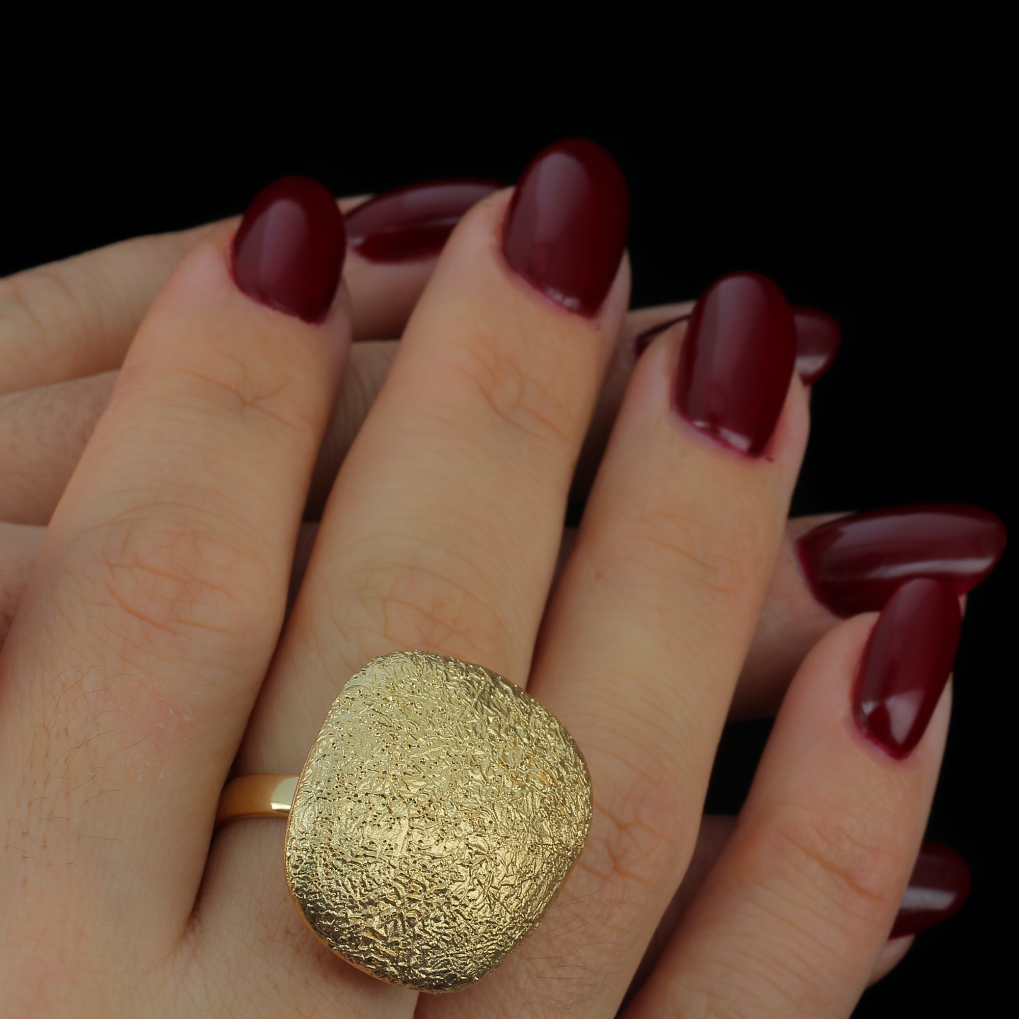Large gold plated squares ring with rounded corners