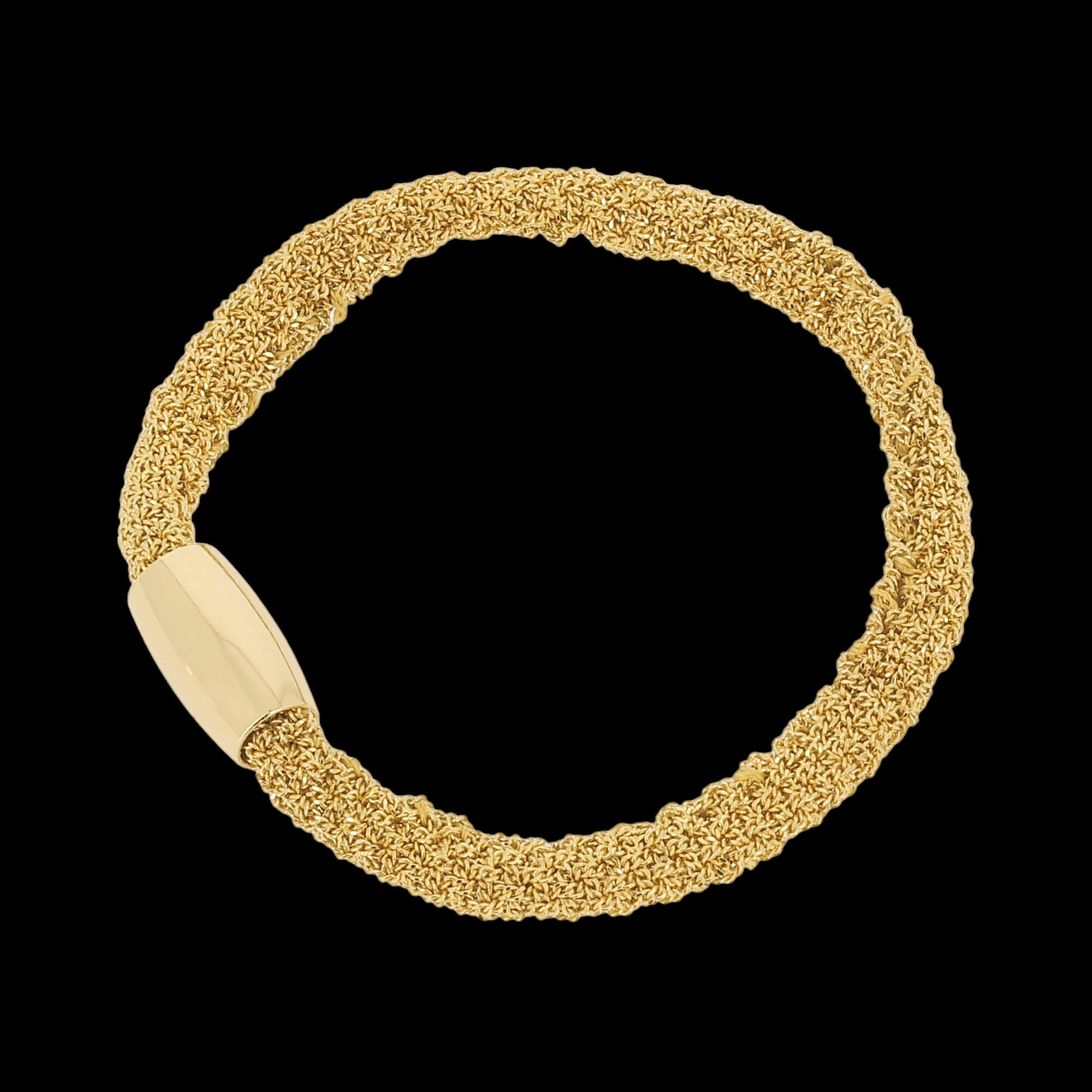 Narrow gold plated interwoven bracelet