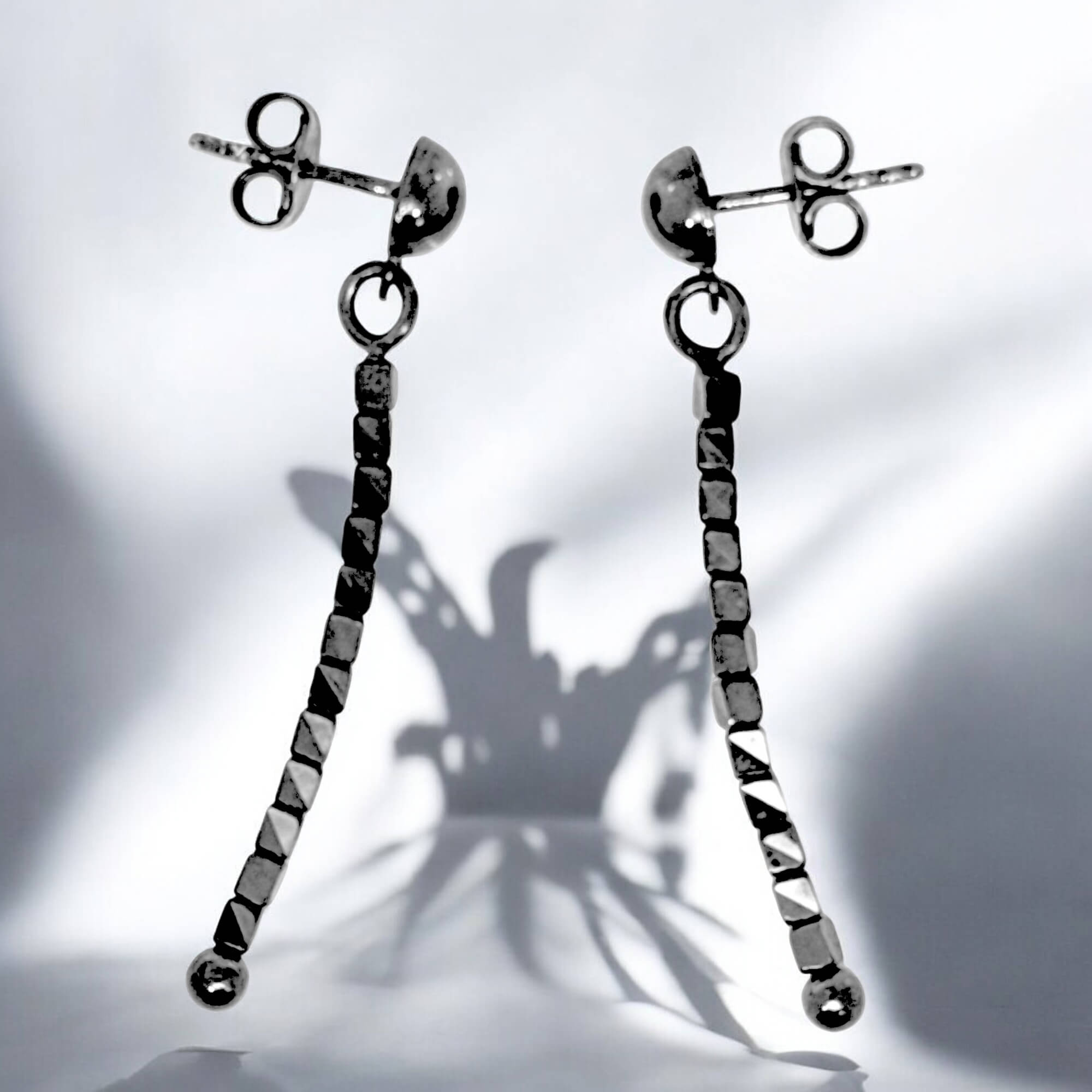 Boucles d'oreilles blocs longues en hématite