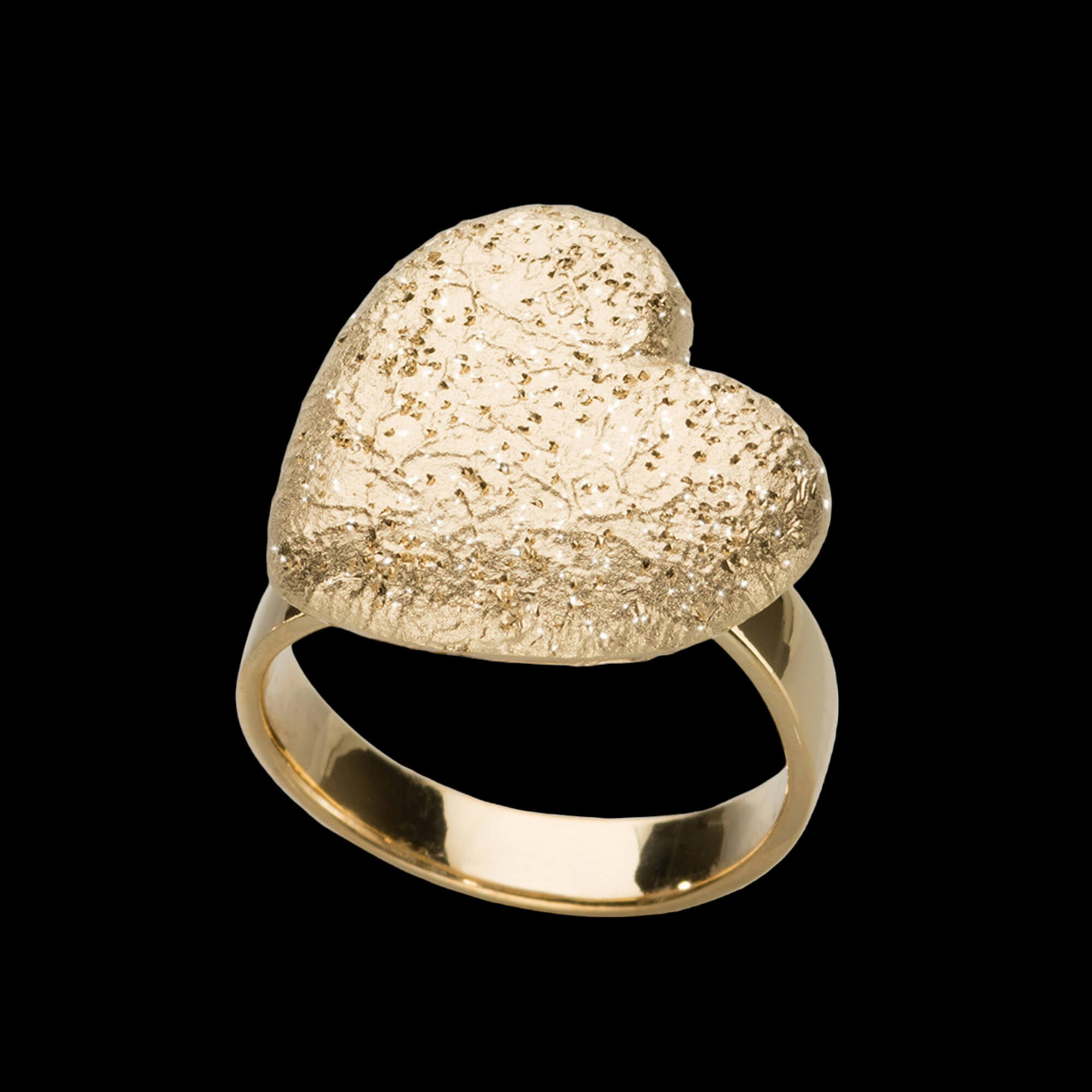 Gilded hearts ring; one size