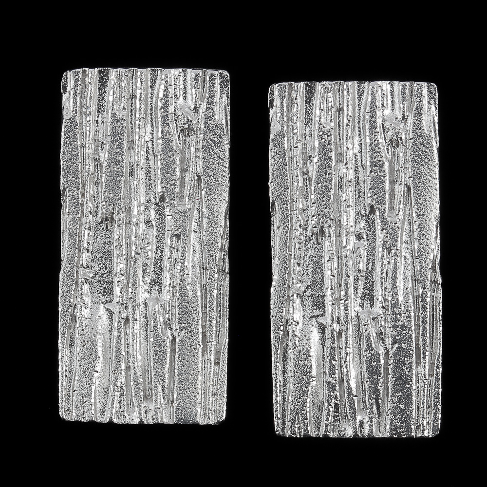 L082011 - Zilveren rechthoekige en schitterende oorbellen