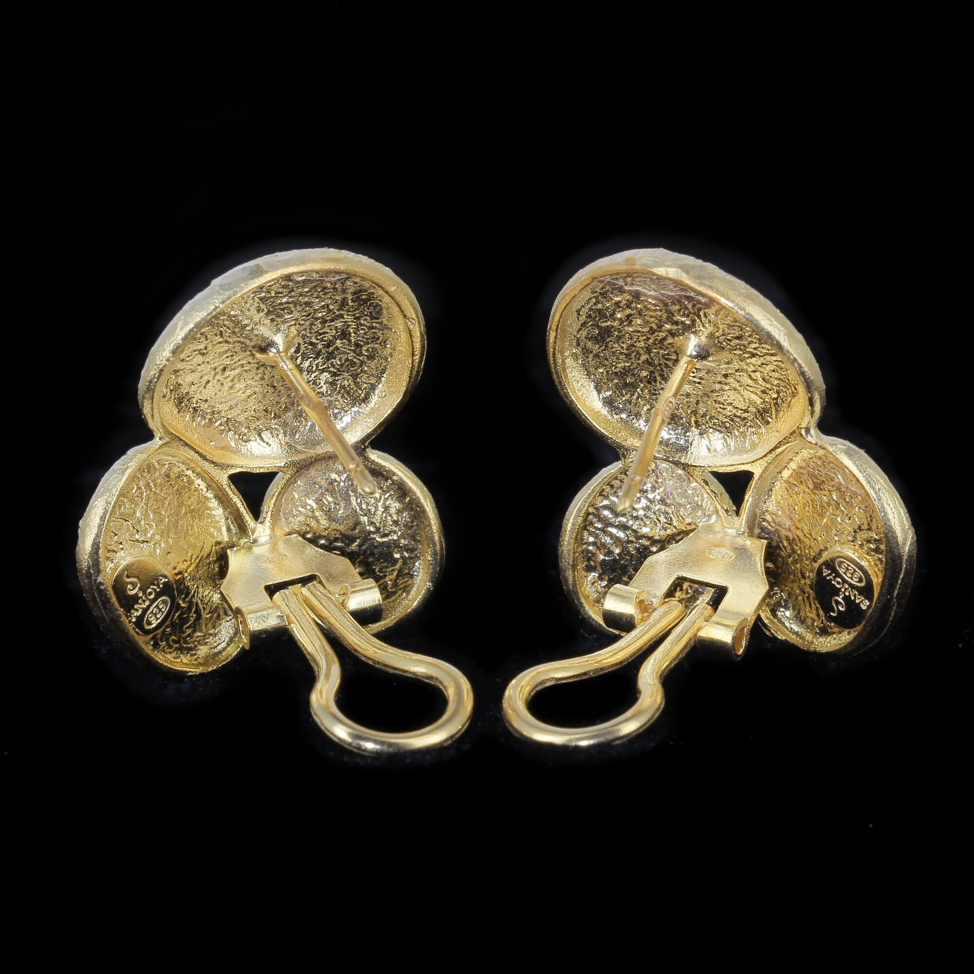 Gold-plated oval-shaped earrings, diamond
