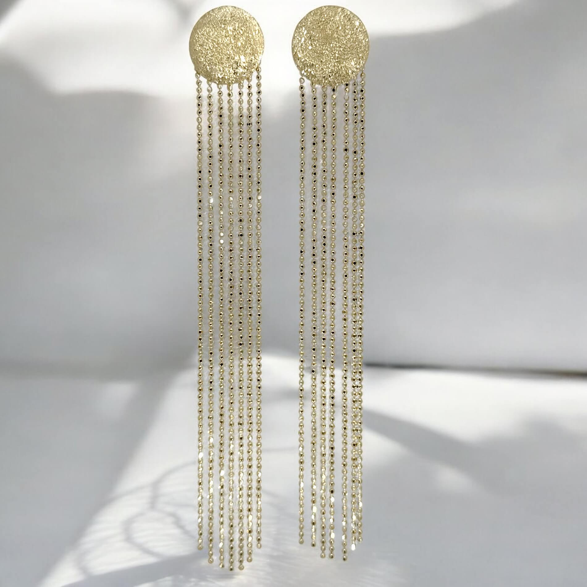 Boucles d'oreilles en fil plaqué or taille diamant