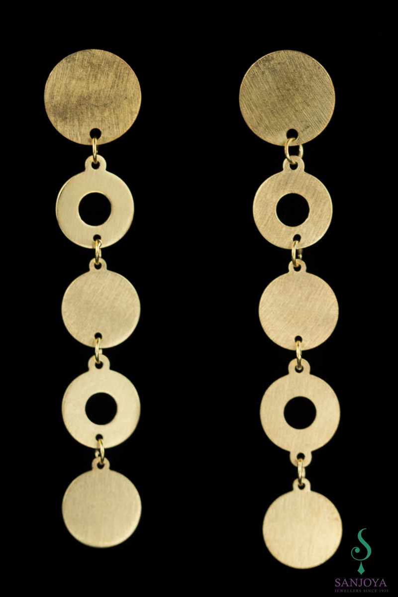 Matt gilt and long earrings with circles