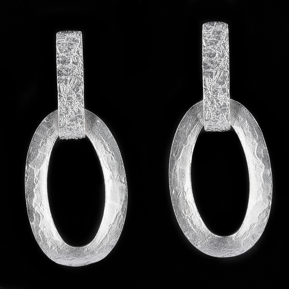 L102004 - Mat zilveren schakeloorbellen