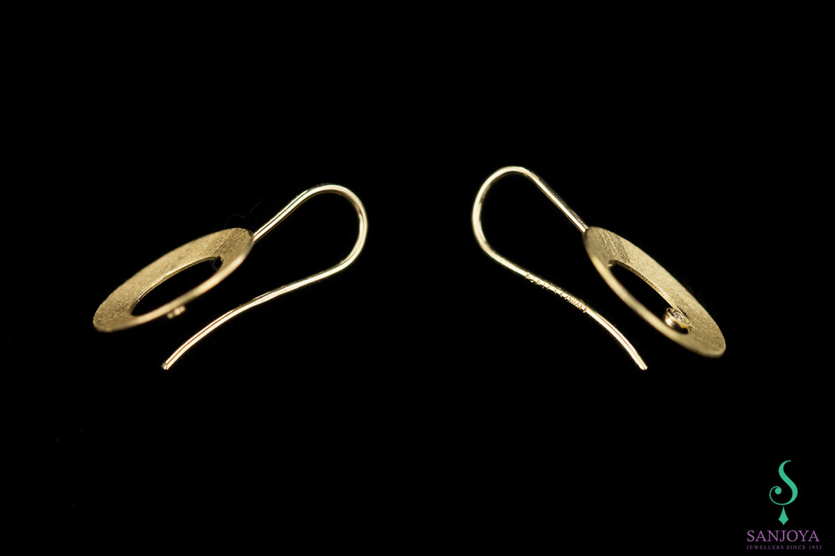 NO0417004 - Gouden oorbellen open cirkel met diamantje, 18Kt