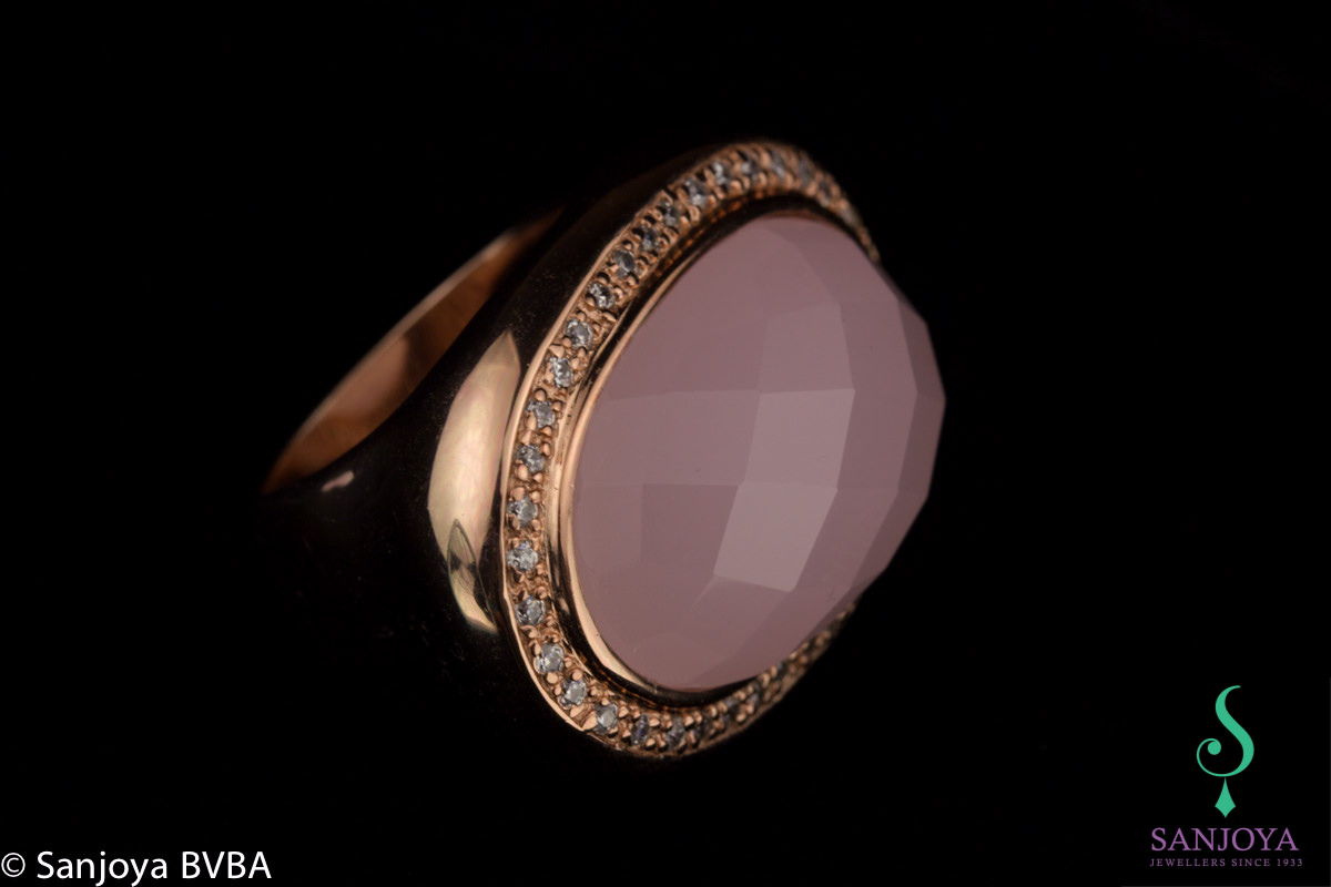 OX0114001 - Rosé ring met lichtroze kleursteen en zirkonia