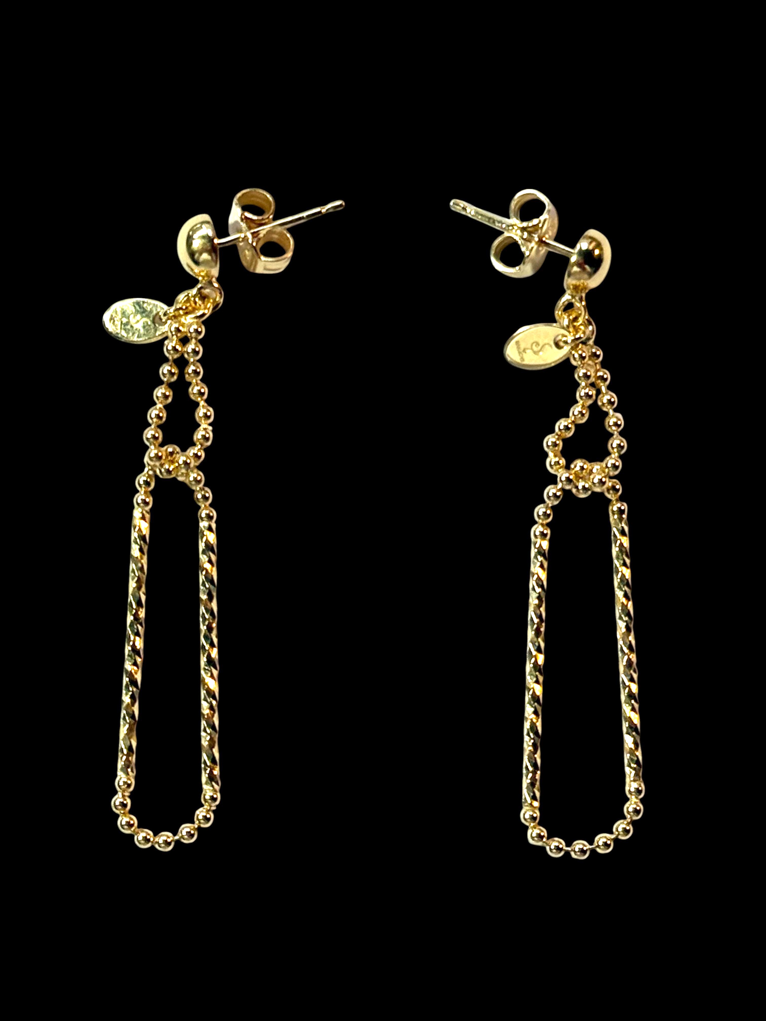 Boucles d’oreilles raffinées à maillons ajourés en argent doré