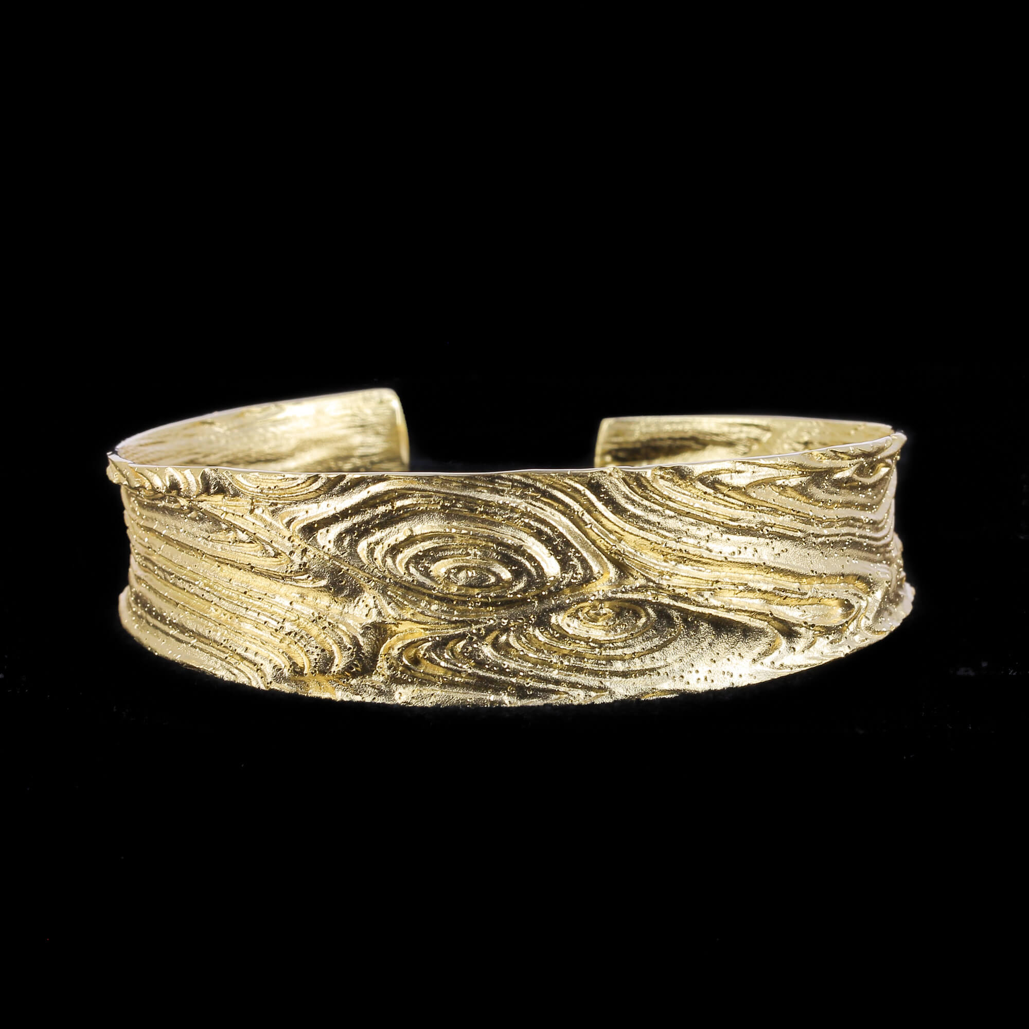 Gold-plated and narrow crafted slave bracelet