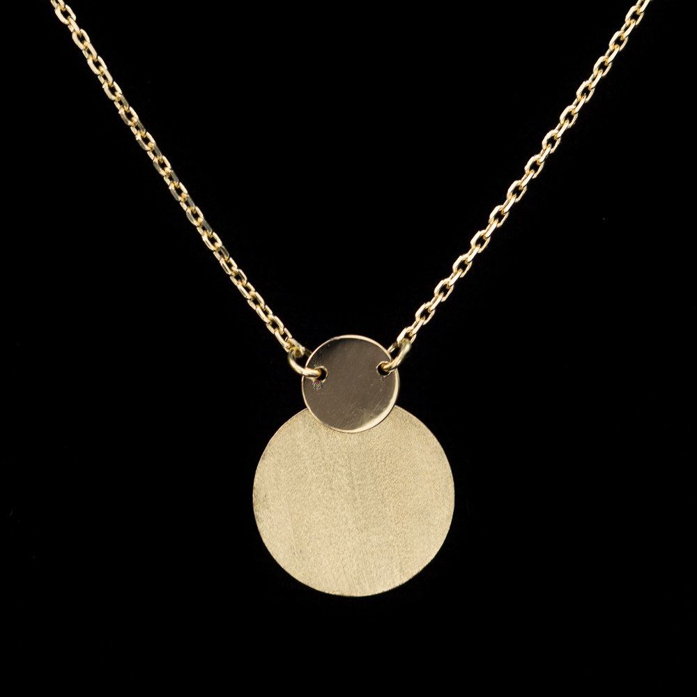 Gold chain with two circles as a pendant; 18 kt